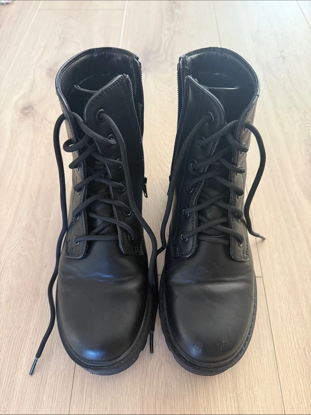 Art Class Black Lace-Up Combat Boots - Kids